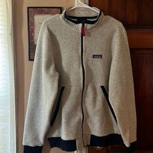 Patagonia sweatshirt